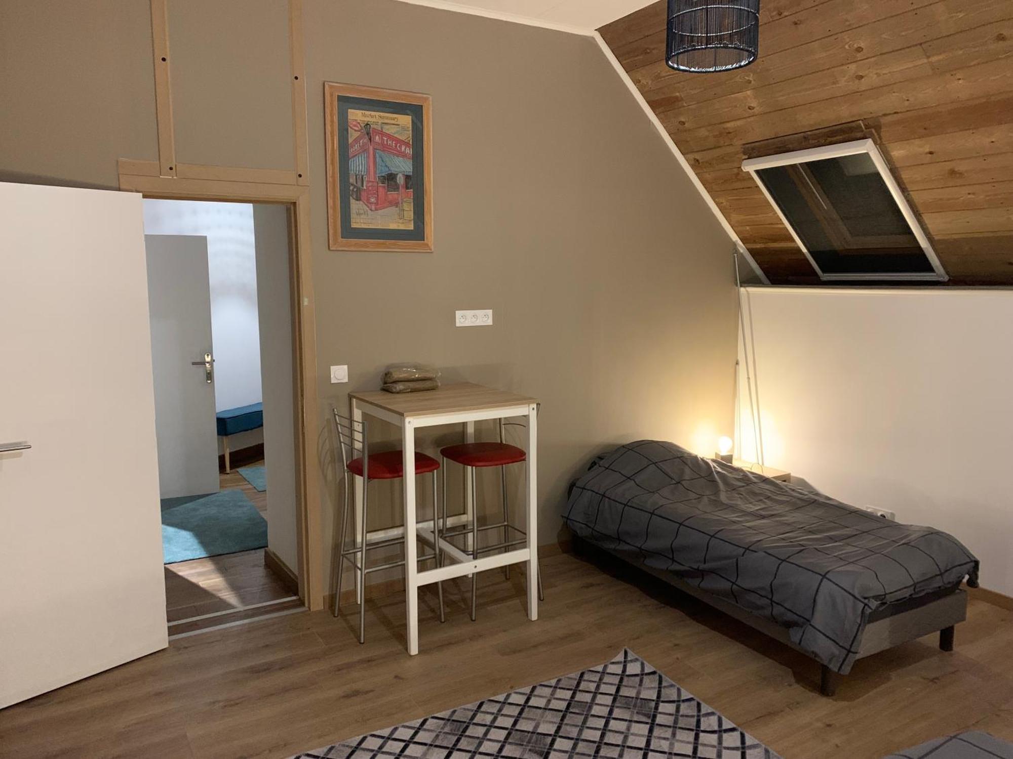 Вилла Comfortable House For 6 Guests In Saint-Come-Du-Mont Экстерьер фото