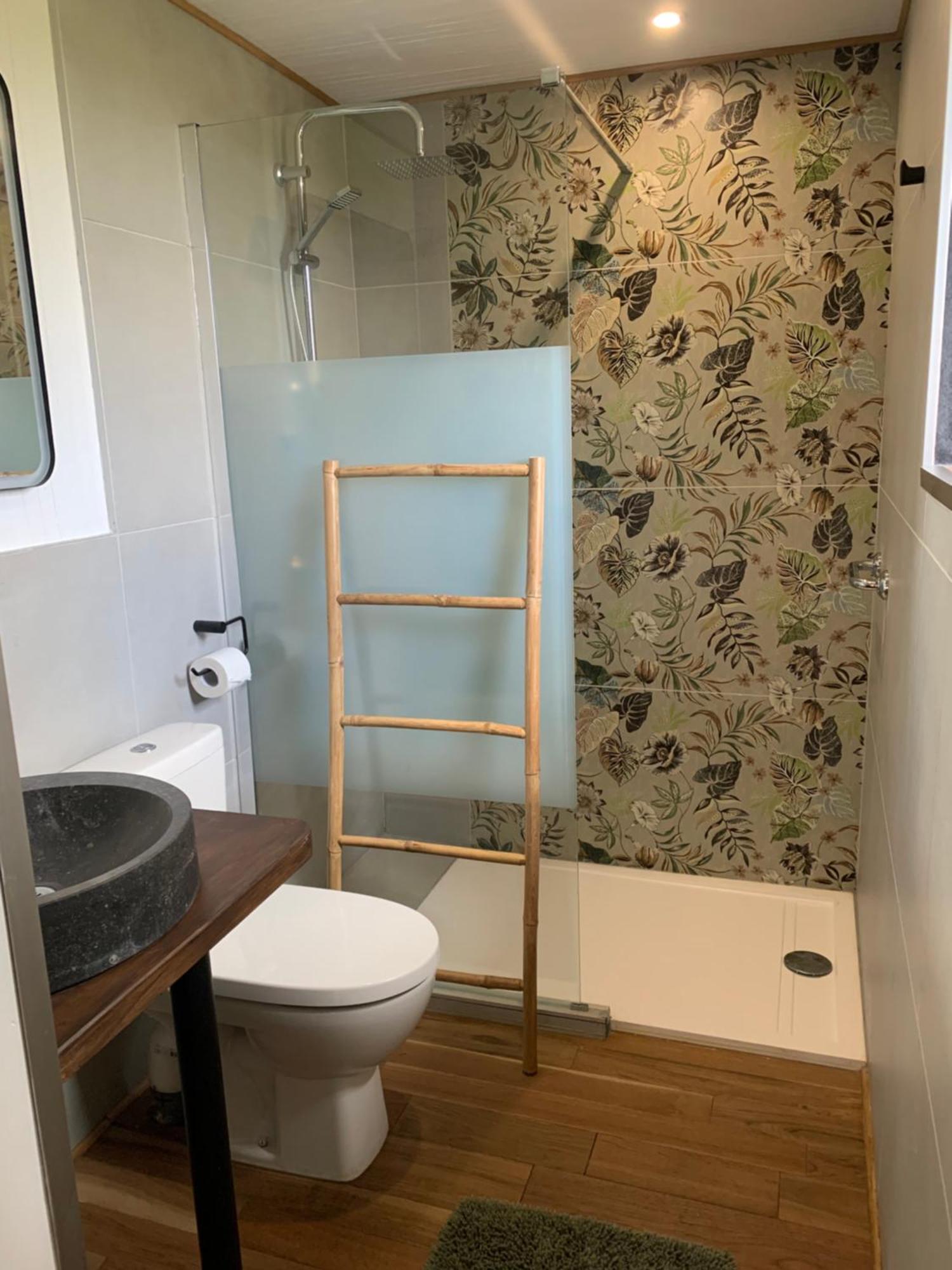 Вилла Comfortable House For 6 Guests In Saint-Come-Du-Mont Экстерьер фото