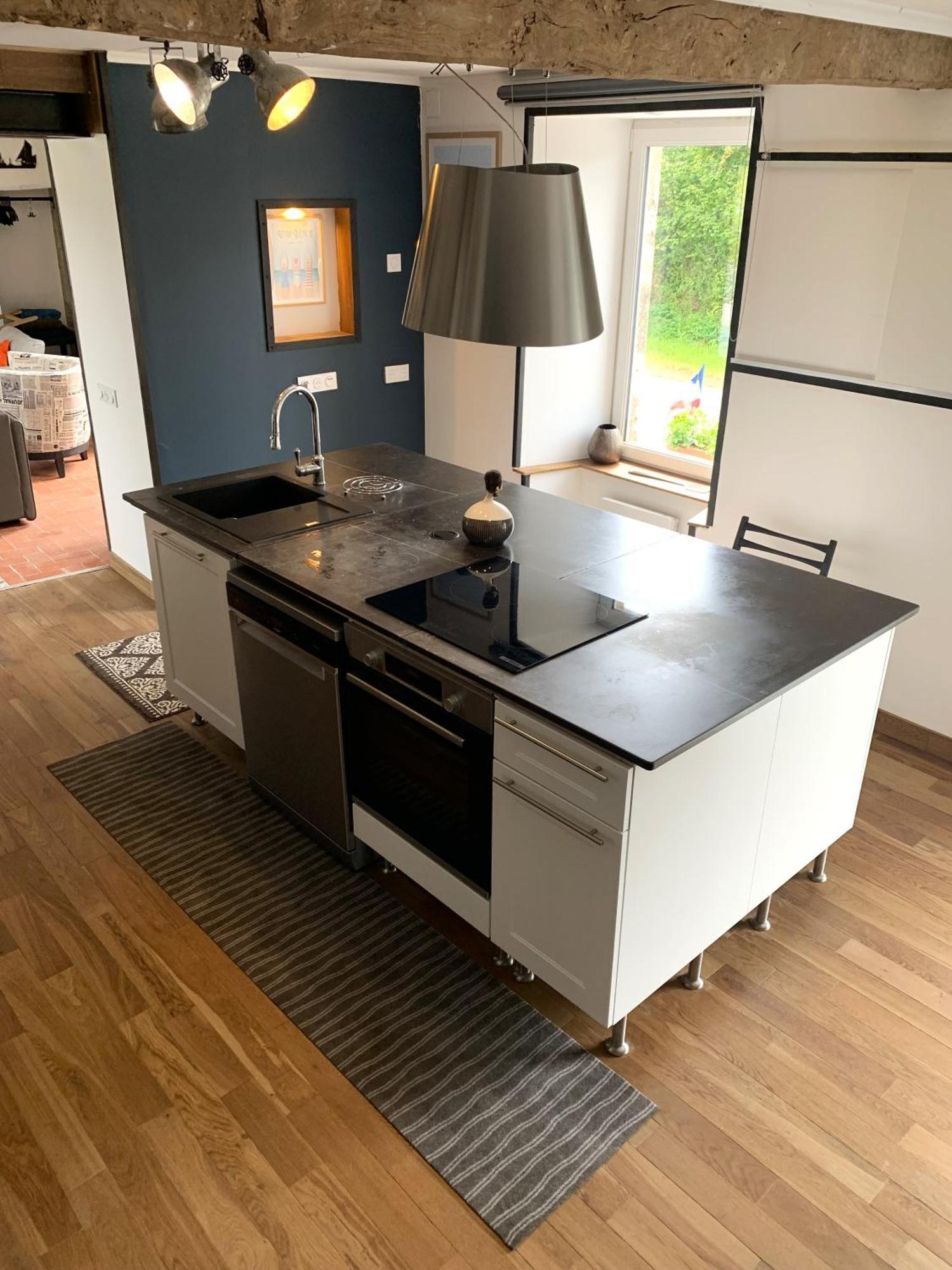 Вилла Comfortable House For 6 Guests In Saint-Come-Du-Mont Экстерьер фото