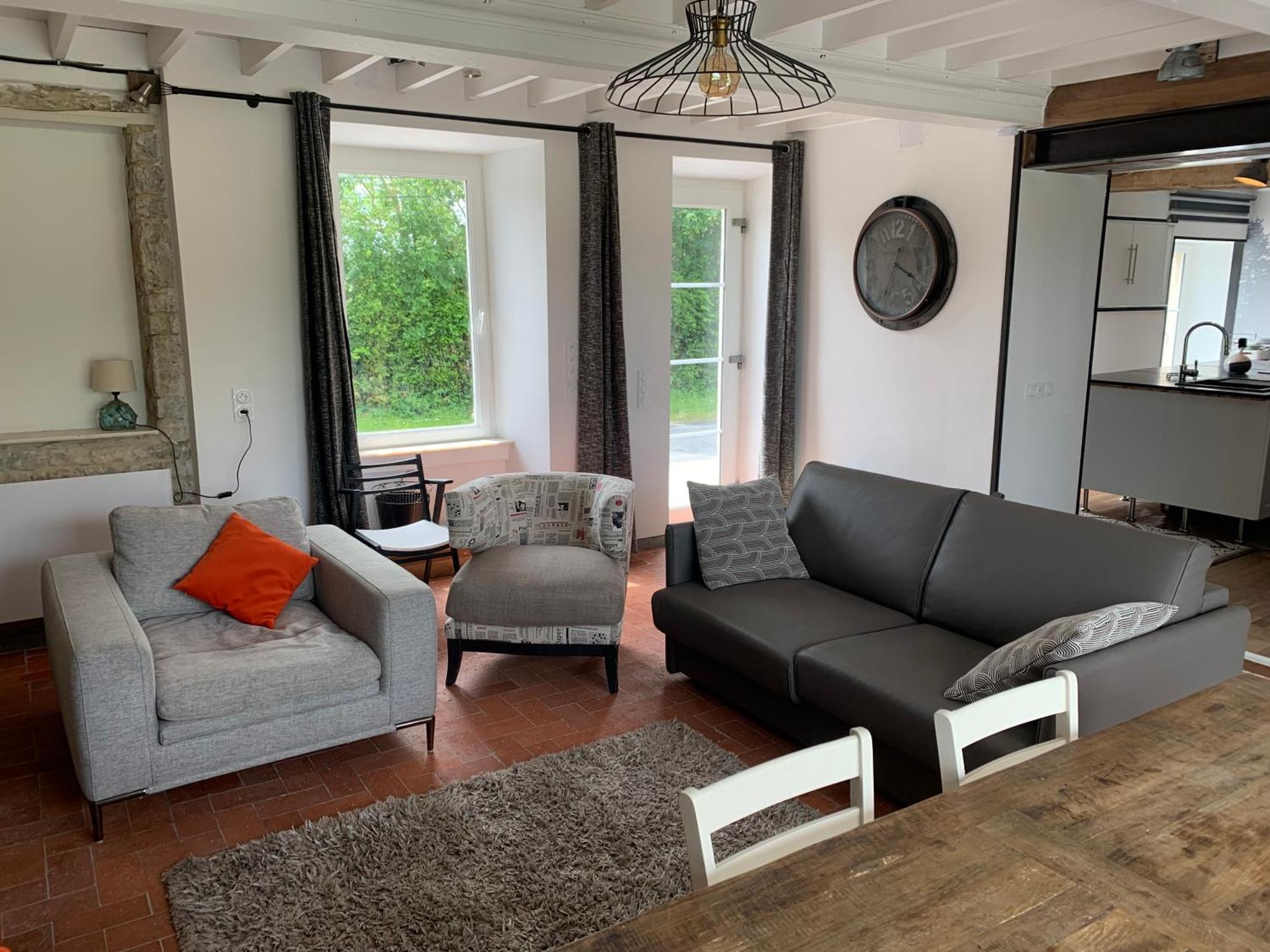 Вилла Comfortable House For 6 Guests In Saint-Come-Du-Mont Экстерьер фото